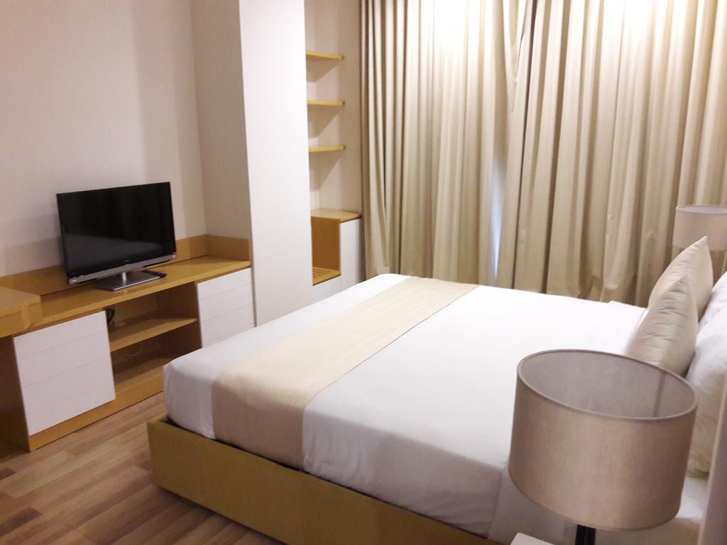 Bluesky Serviced Apartment Airport Plaza Ho Chi Minh City Exterior photo